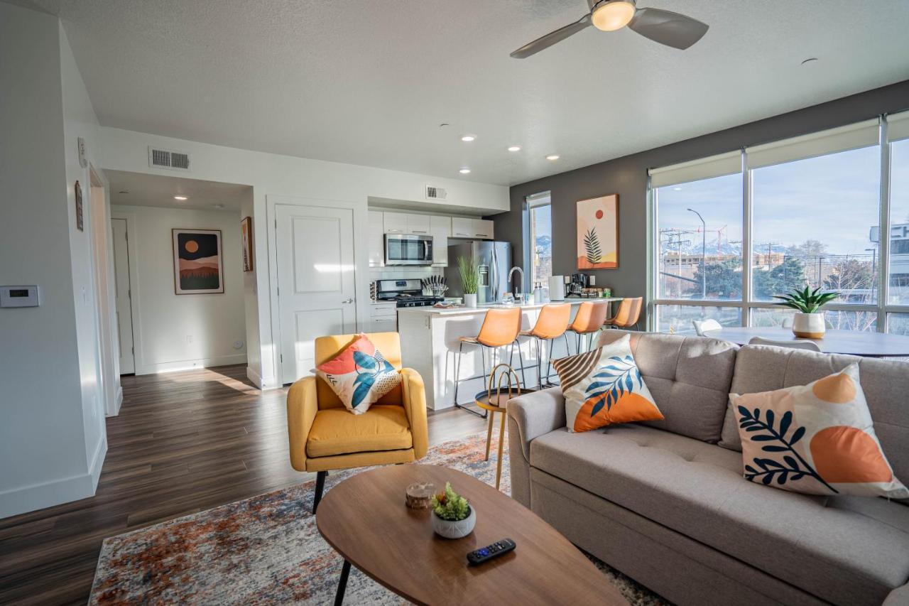 Charming Retreat In Heart Of Slc Apartment